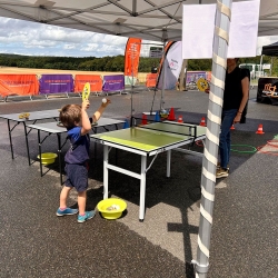 Tennis de table pour les petits